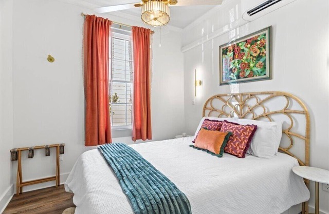 Old Spanish House | Vivian Suite A: Sophisticated Retreat | Beach! | Fire Pit! | Downtown! | Golf Cart!