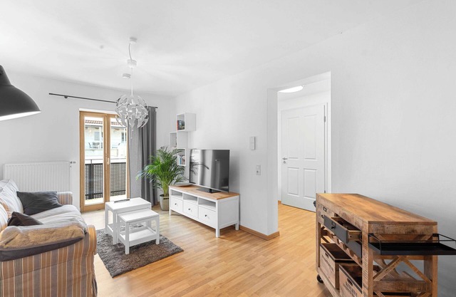 Old town apartment with balcony (45sqm)