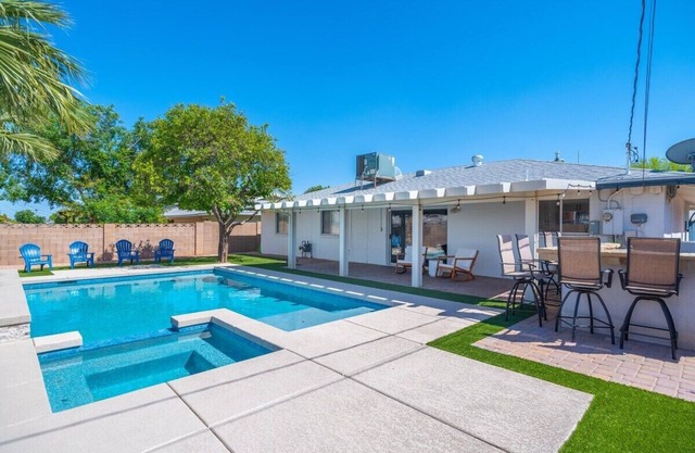 Old Town Home 15min to TPC Scottsdale |Heated Pool