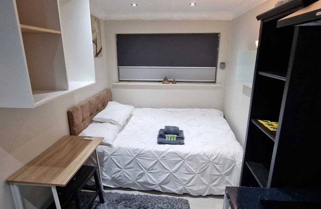 Oleon Apartments - Colchester
