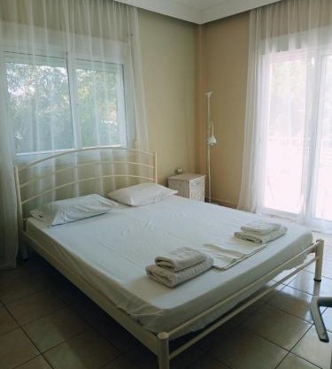 Olga's Studios Apartment3