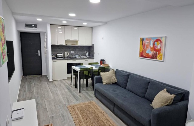 OLIMP Sea View Apartments - The Sunny Apartment