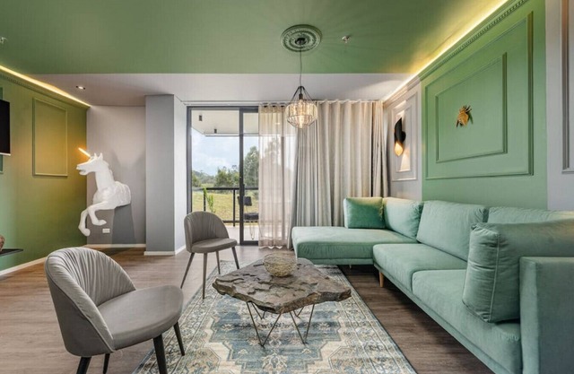 Olive 303 · Luxury 2BR Apt Paris Style in Alto Las Palmas