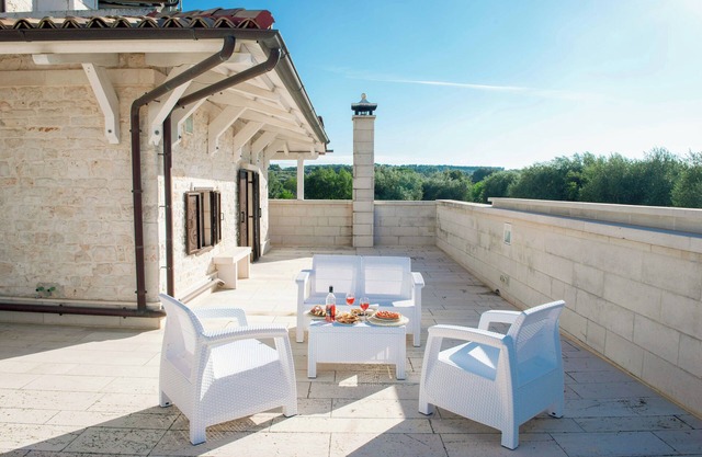 Olive Estate