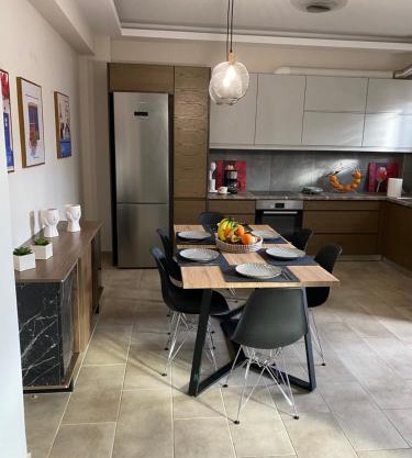 Olive Hill Apartment