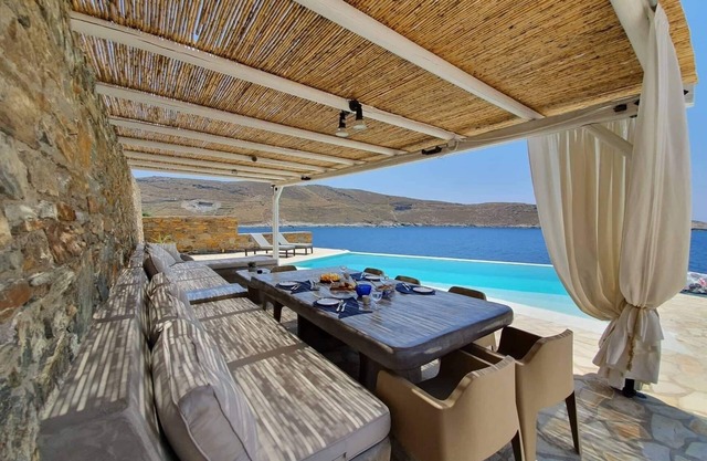 Olive's Coast Seafront Villa
