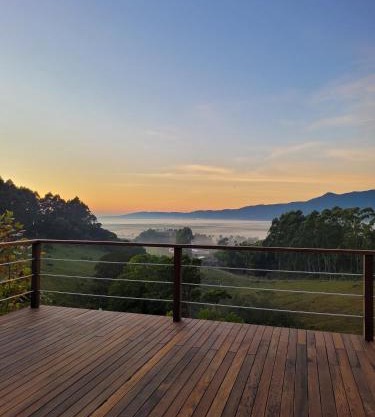 Oliveira mountain