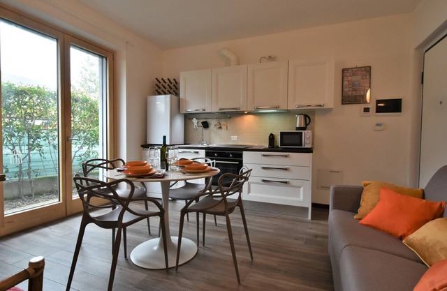 Olmo Garden Apartment by Interhome