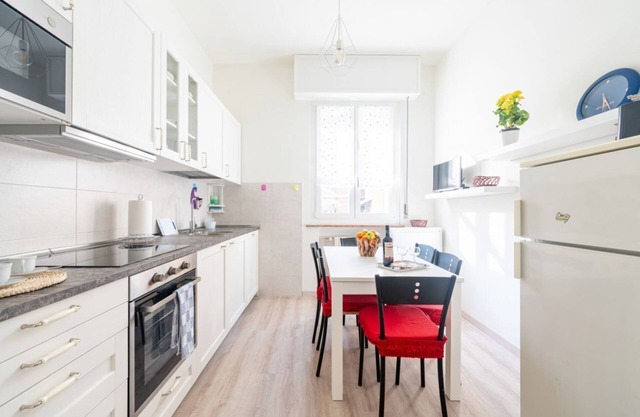 Oltretorrente Hospital Apartment