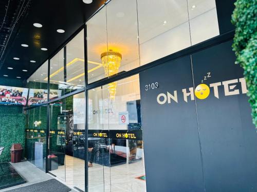 On Park Hotel e Traslado