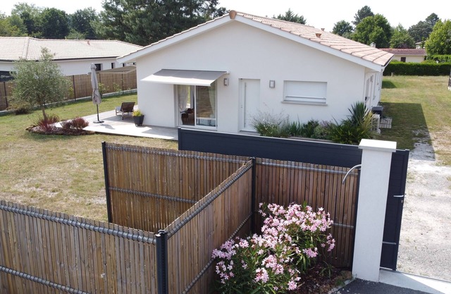 On the banks of the Leyre House sleeps 5/6