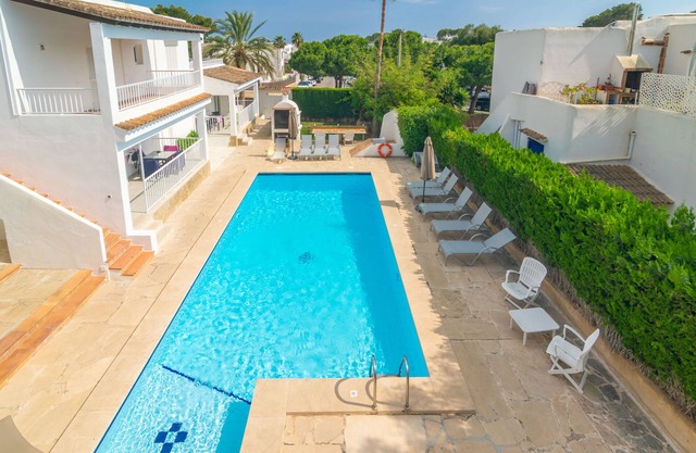 ONA 2 - Charming apartment with shared swimming pool and free WiFi