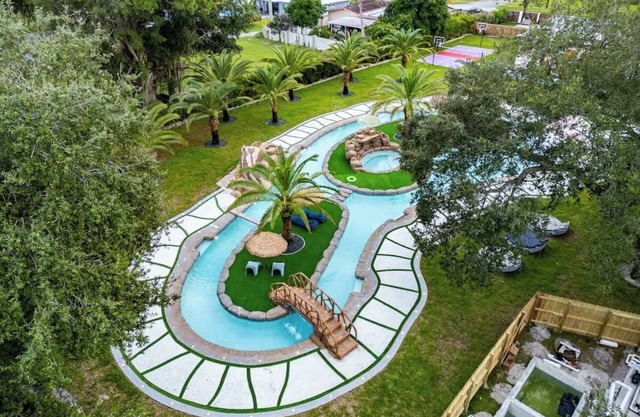 One and Only LAZY RIVER POOL/Slides/Cinema/Courts