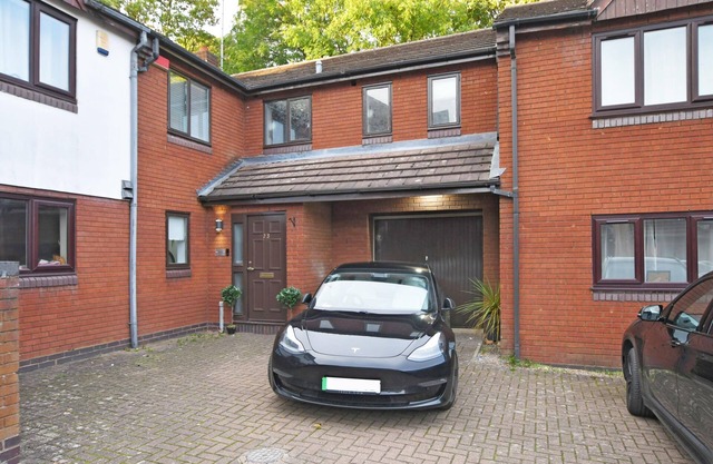One Bedroom @ Aboyne Close Birmingham - Exclusive
