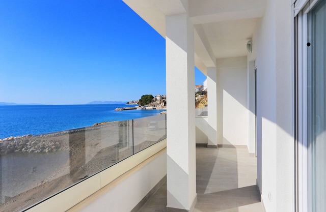 One bedroom apartment near beach Živogošće - Porat, Makarska (A-18150-b)