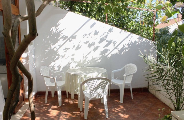 One bedroom apartment with terrace Stari Grad, Hvar (A-5724-a)
