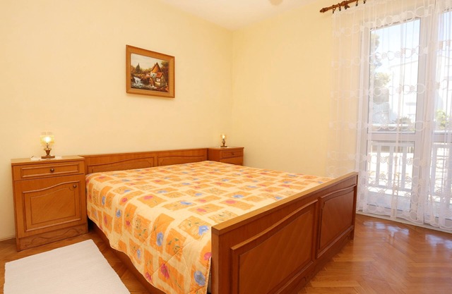 One bedroom apartment with balcony and sea view Lumbarda, Korčula (A-4471-a)