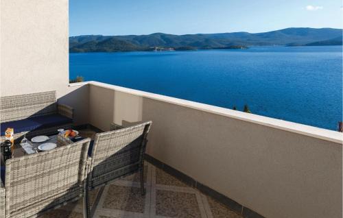 One-Bedroom Apartment Klek With Sea View 05