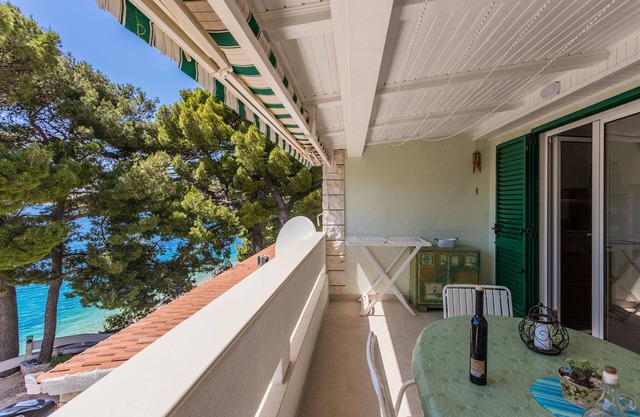 One bedroom apartment near beach Živogošće - Porat, Makarska (A-6899-d)