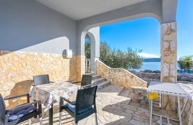 One bedroom apartment near beach Sevid, Trogir (A-4287-d)
