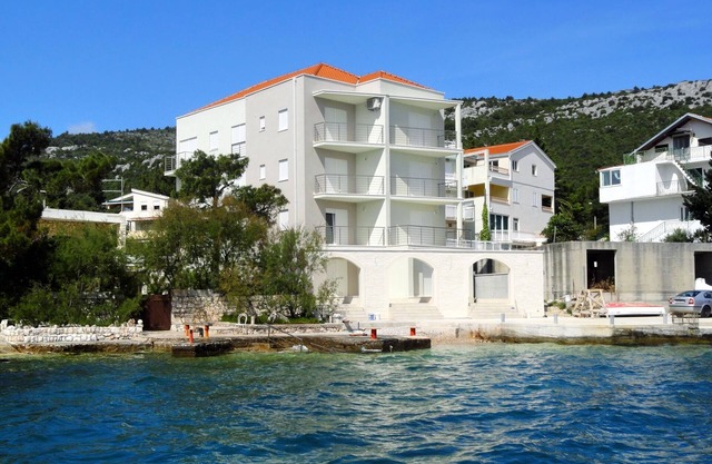 One bedroom apartment near beach Klek, Neretva Delta - Ušće Neretve (A-10031-d)