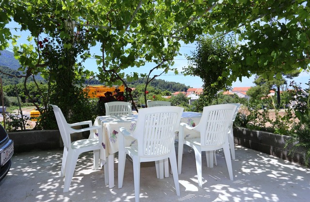 One bedroom apartment with terrace Žuljana, Pelješac (A-252-d)