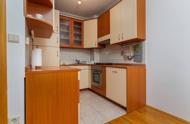 One bedroom apartment with balcony Zagreb (A-22137-a)