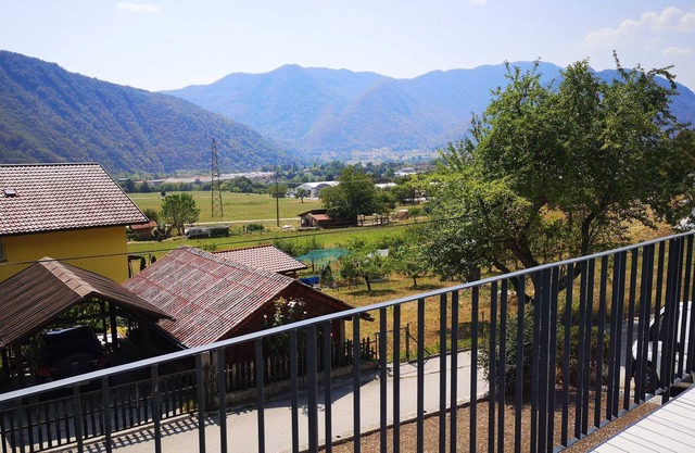 One bedroom apartment with Balcony 1