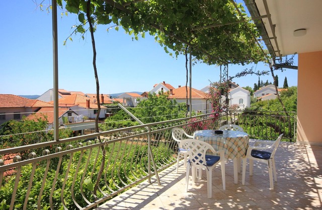One bedroom apartment with terrace Orebić, Pelješac (A-10159-b)