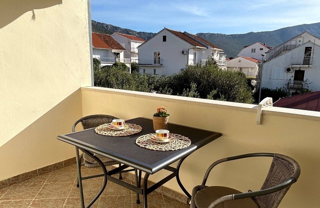 One bedroom apartment with terrace Orebić, Pelješac (A-10082-b)