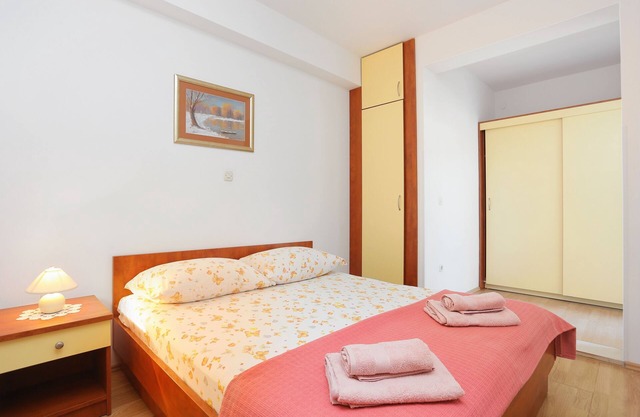 One bedroom apartment with terrace Tučepi, Makarska (A-2721-a)