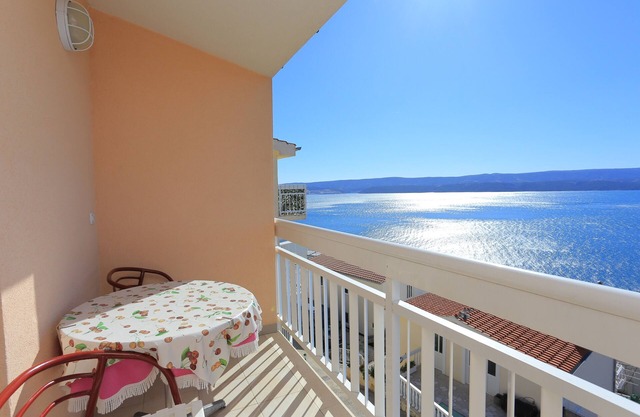 One bedroom apartment with balcony and sea view Stanići, Omiš (A-2818-c)