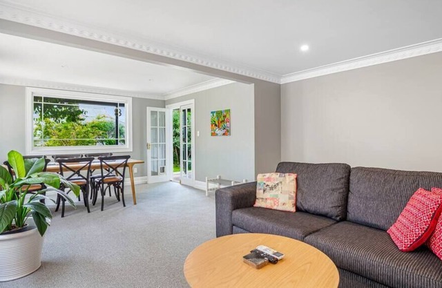 One-bedroom Parnell Charmer