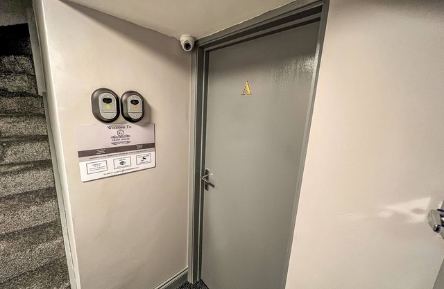 One Bedroom Studio Central Location