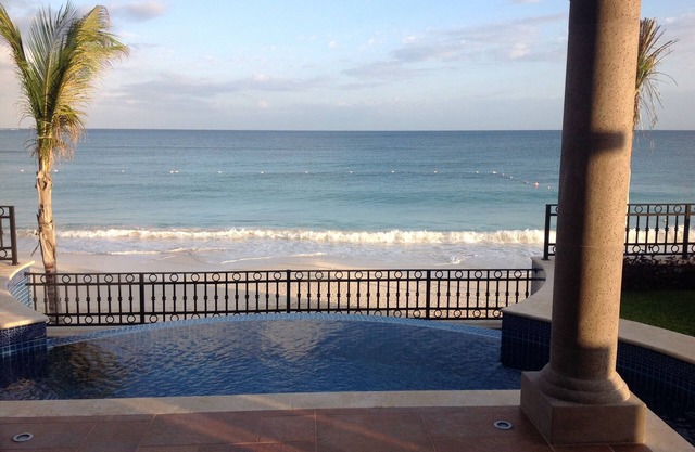 One of a Kind 3 bedroom, Beachfront Condo in Luxury Resort Complex