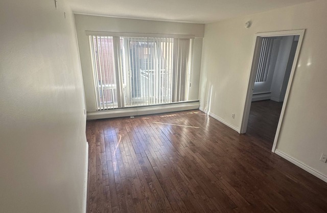 One to Four Bedrooms Apartments in the Heart of Downtown Montreal