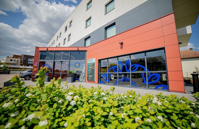 Oneloft Hotel