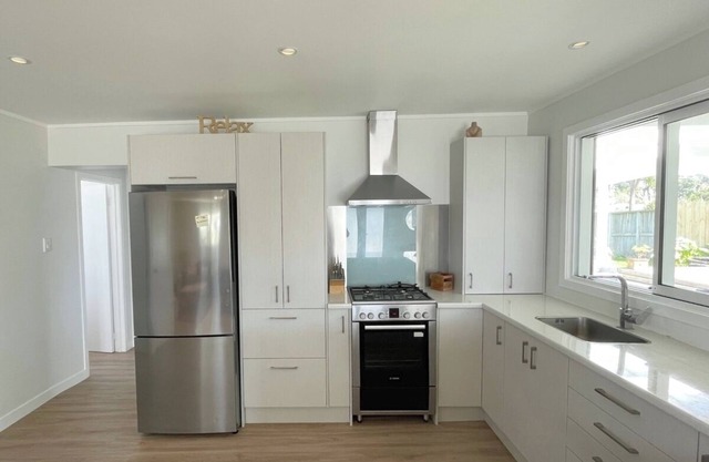 Oneroa Hillcrest - Stay Waiheke