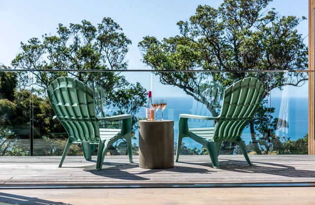 Onetangi Oasis - fabulous home with pool & great views!