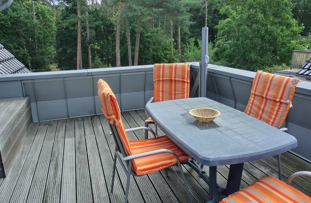 Only approx. 300 m to the fine sandy beach close to Warnemünde in Markgrafenheide. -