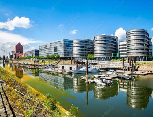 OnThePoint, Erdgeschoss, Abstellplatz für Fahrräder, City und Innenhafen 5 Gehminuten!