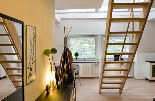 open-plan gallery apartment on the 1st and 2nd floor