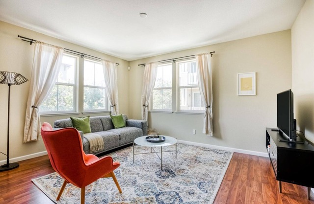 Open San Jose 3BR w/Patio & A/C, nr Shops & Cuisine, by Blueground