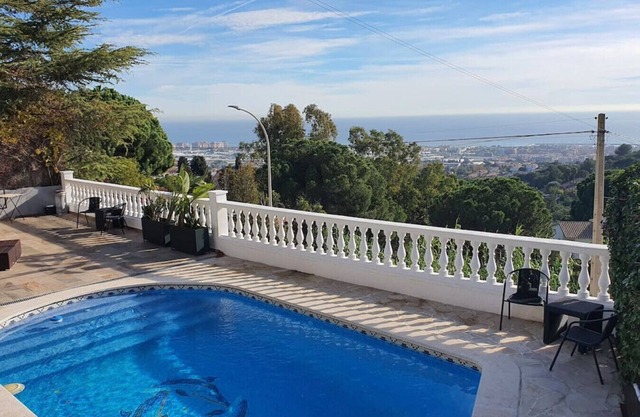 Opening Doors Premià Dalt Amazing views with pool