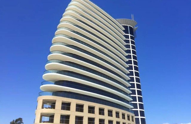 Oppulent Apartment on the Beach