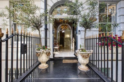 Opulence Boutique Hotel