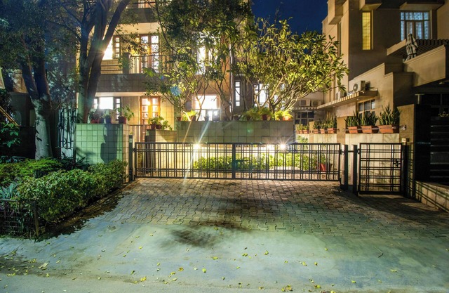 Opulent Antique 6BR Villa in Gurugram