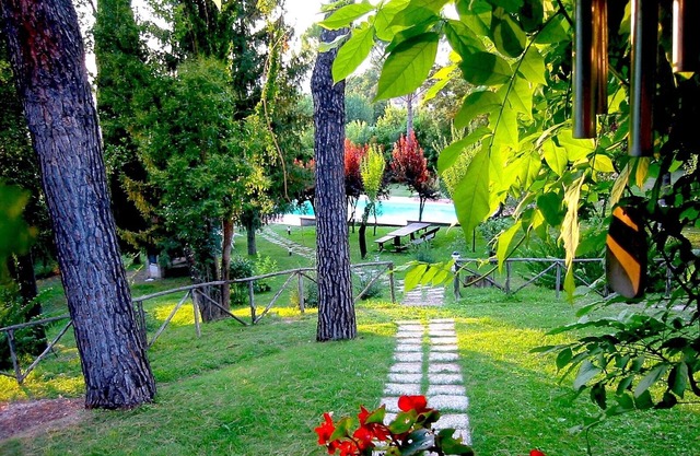 Opulent Villa Private Heated Pool and Park, Volley Ball, Table Tennis, Whirlpool
