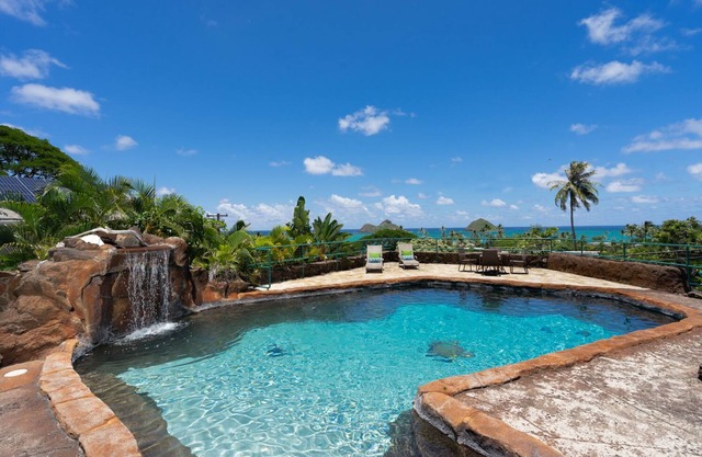 Orchid House - Pool and Endless Ocean views!