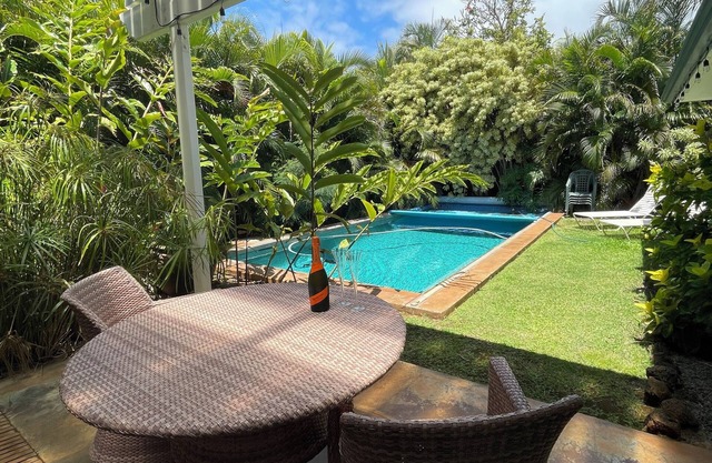 Orchid: One of two suites/Secluded pool oasis at Walelia Getaway - SouthKaua'i